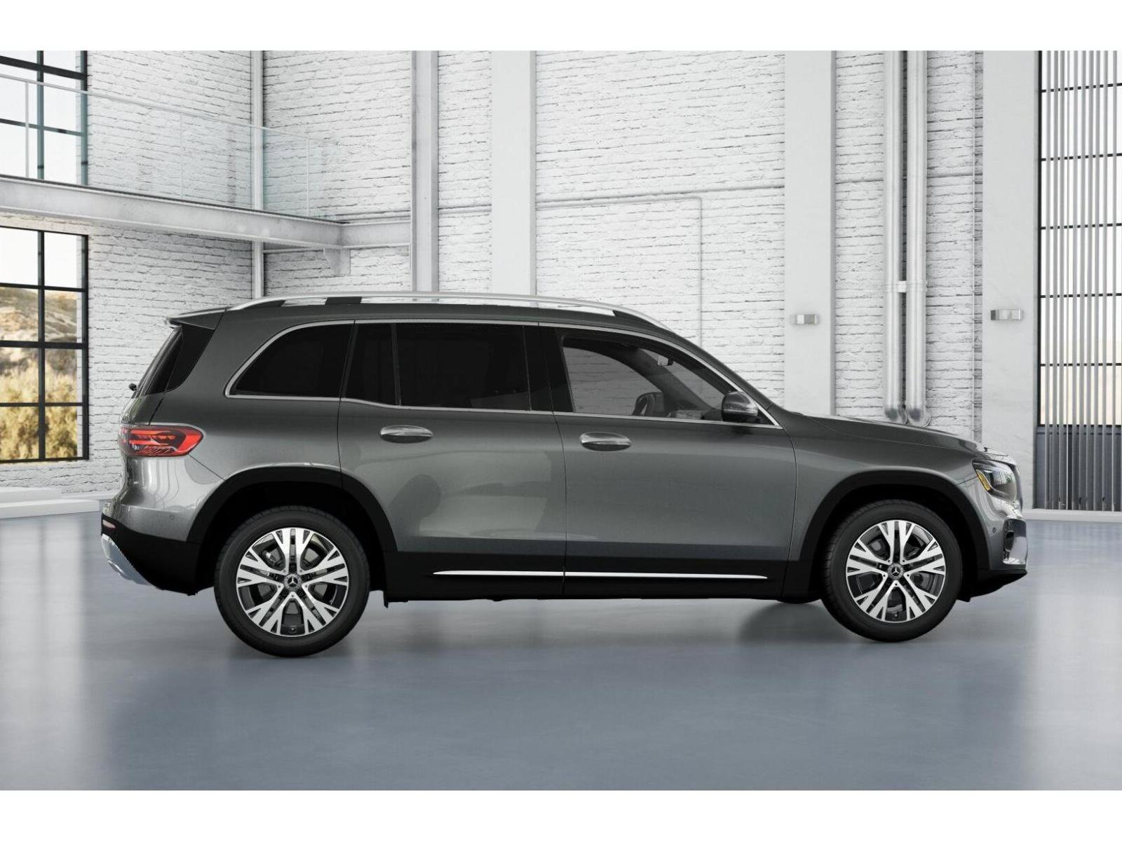 New 2026 Mountain Grey Metallic Mercedes-Benz GLB 250 image 29