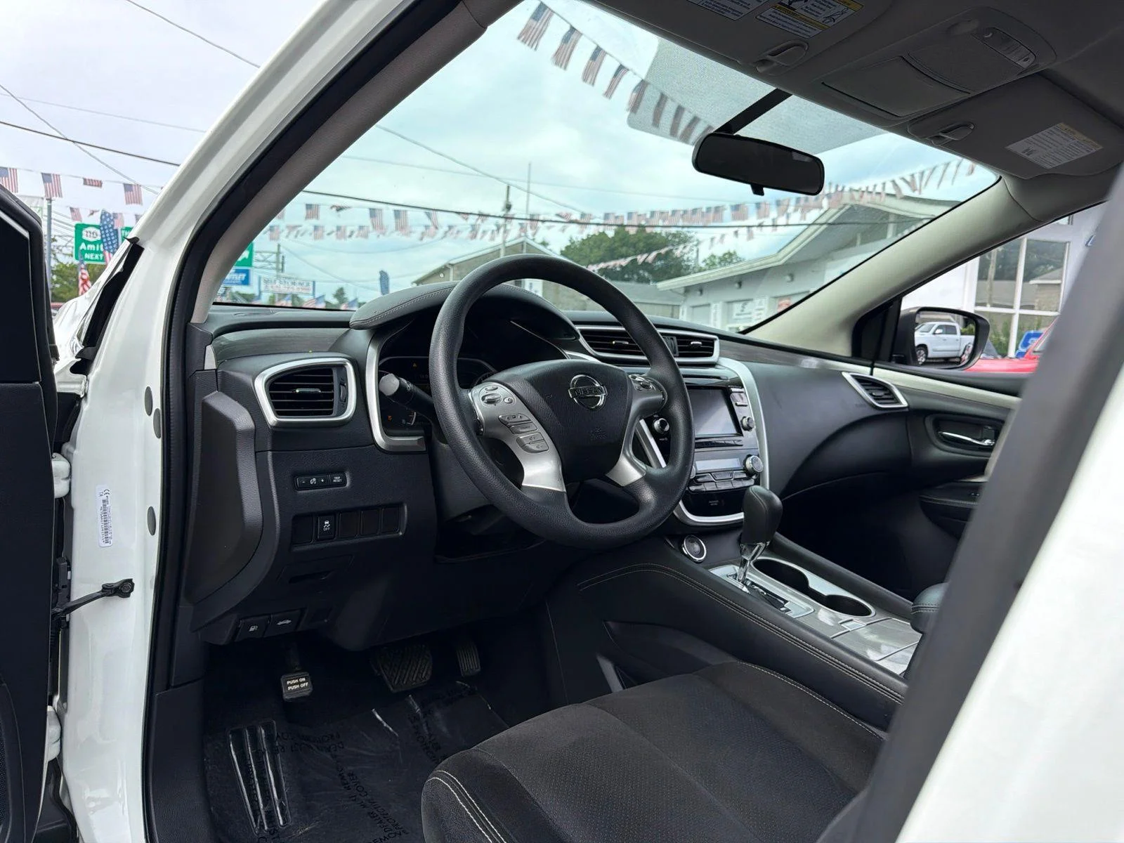 2017 Nissan Murano S - Photo 25