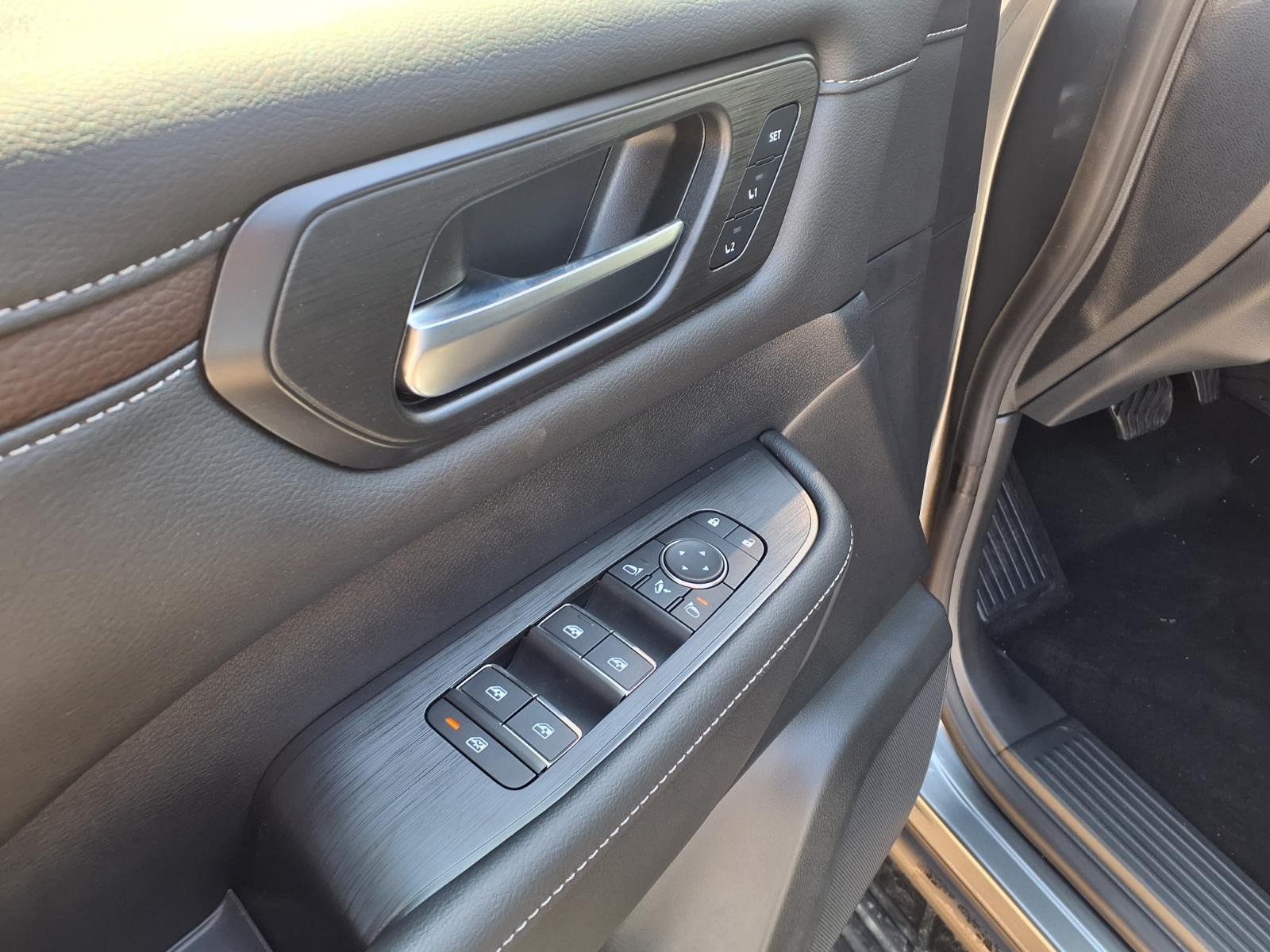 2026 Nissan Armada SL Gray at Robbins Nissan