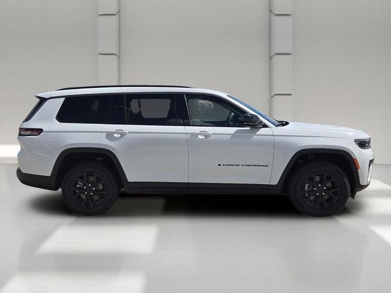 New 2026 Bright White Clearcoat Jeep LAREDO ALTITUDE 4X4 image 6