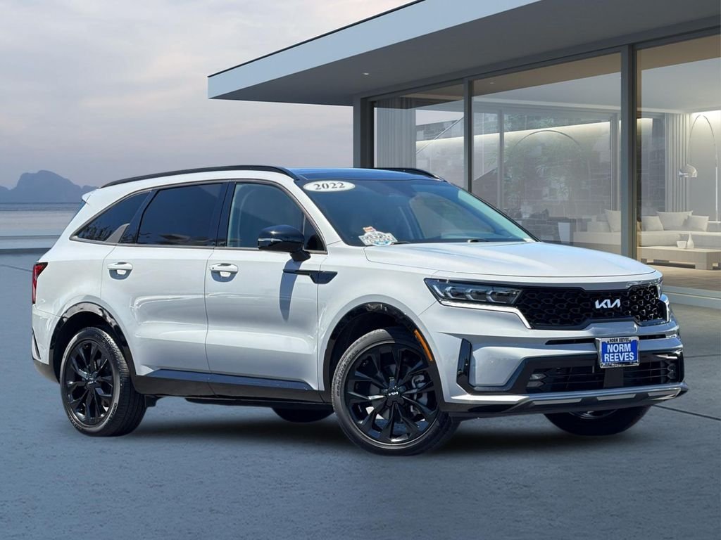 Used 2022 Gray Kia SX image 2
