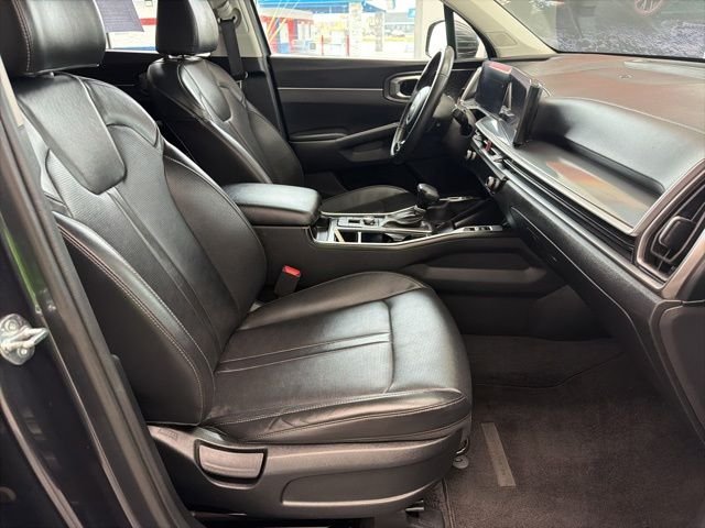 Used 2024 Gray Kia S image 13