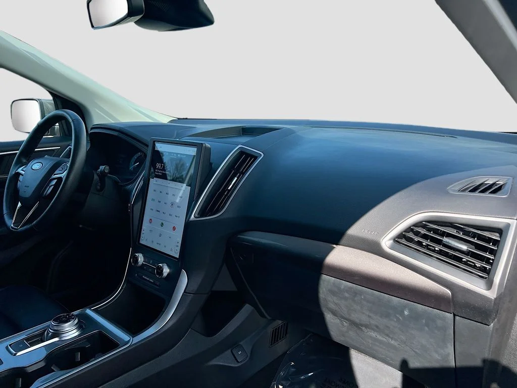 2024 Ford Edge SEL - Photo 33