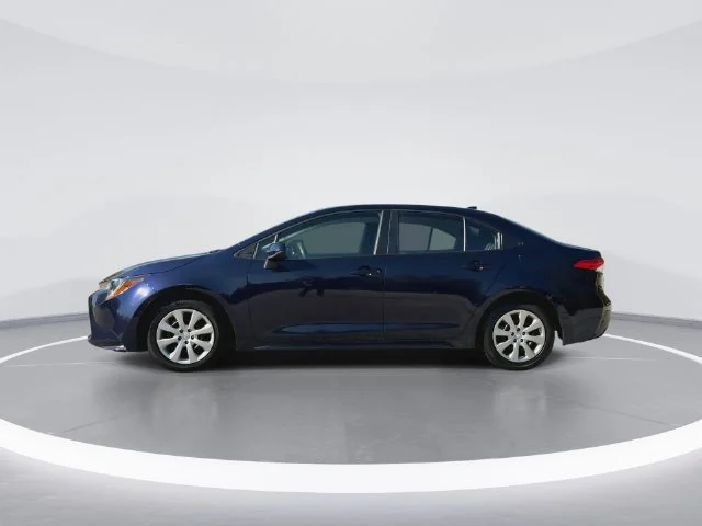 Used 2024  Toyota LE image 5