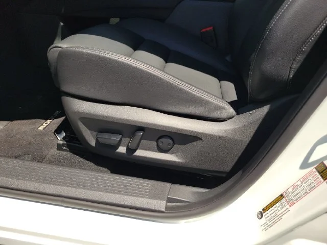 Certified Used 2023 White Nissan SL image 17