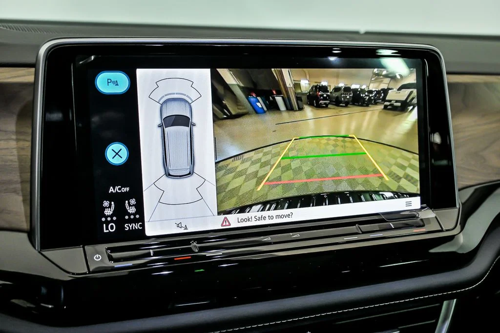 New 2026 Gray Volkswagen 2.0T SE w/Technology image 13
