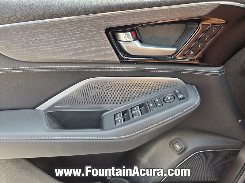 New 2026 Liquid Carbon Metallic Acura W/ADVANCE PACKAGE image 13