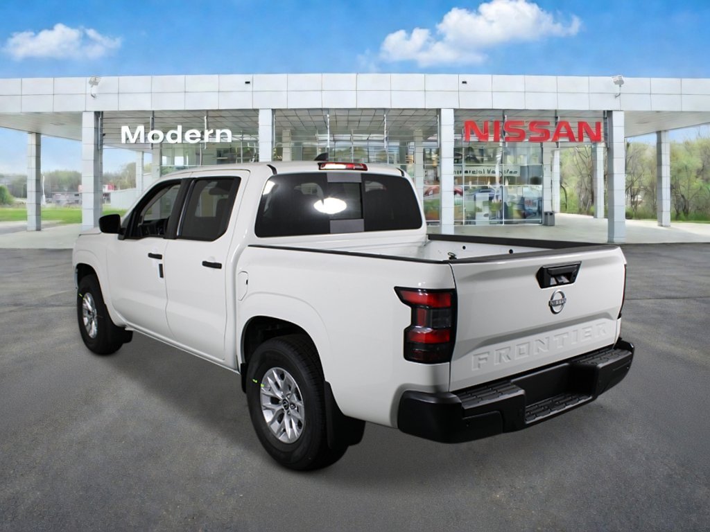 New 2026 Glacier White Nissan S image 3