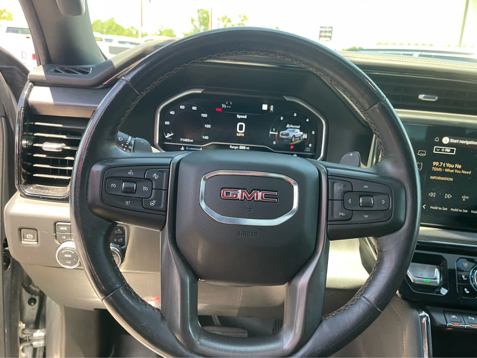 Used 2023 Sterling Metallic GMC AT4 image 15