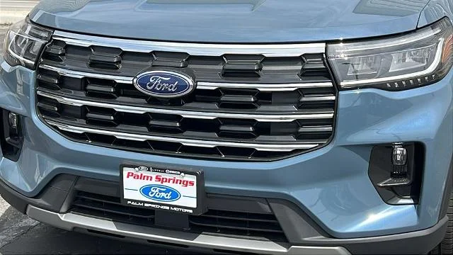 New 2026 Vapor Blue Metallic Ford Active image 25