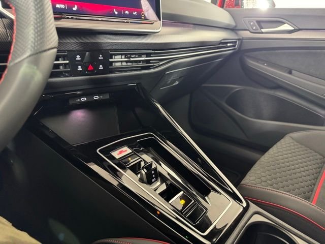 New 2026 Kings Red Metallic Volkswagen 2.0T SE image 15