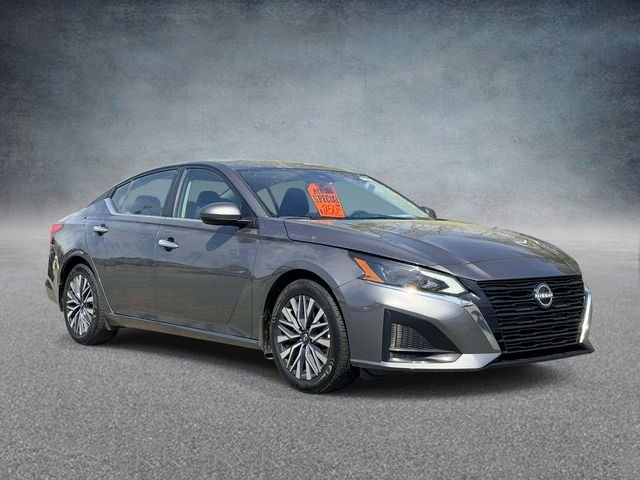 2024 Nissan Altima SV
