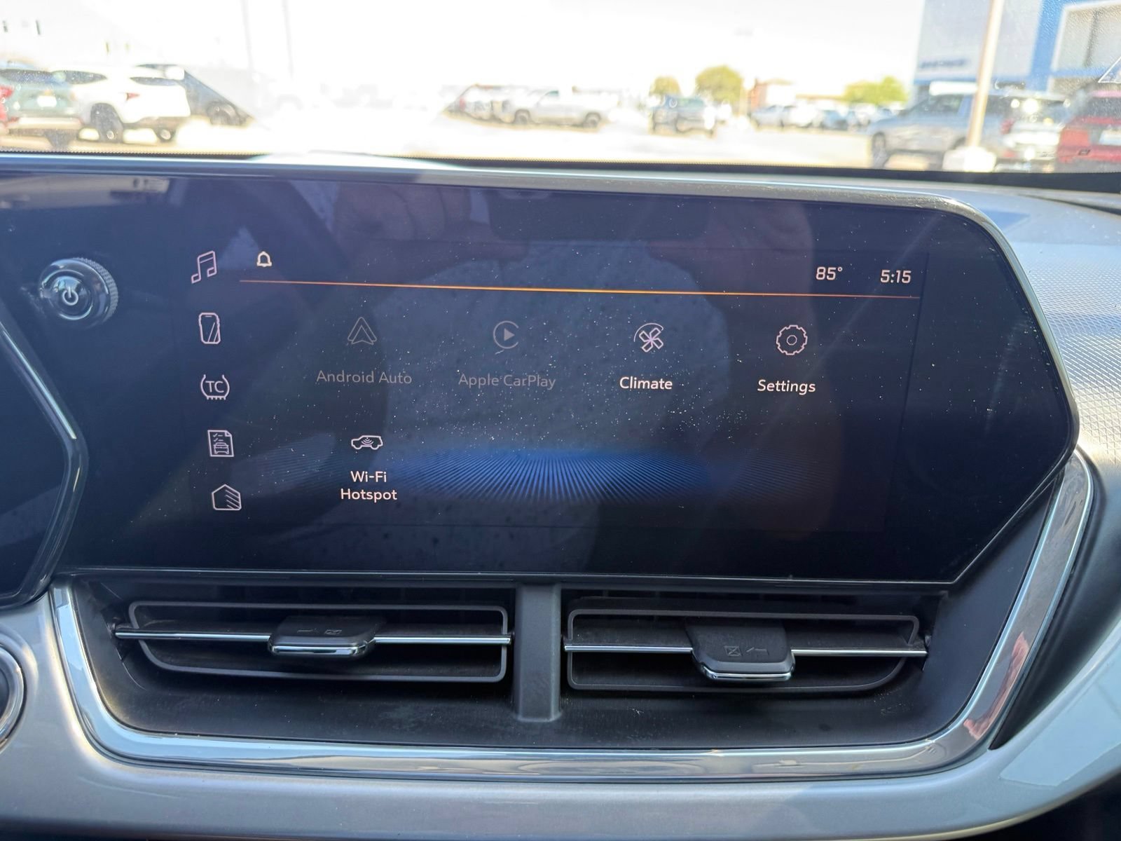2024 Chevrolet Trax LT - Photo 10