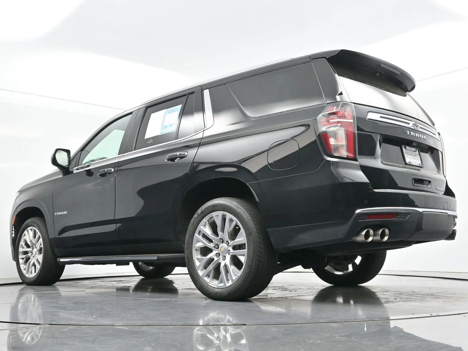 Used 2021 Black Chevrolet Premier image 57