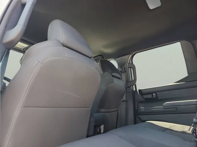Used 2024  Toyota SR5 image 25