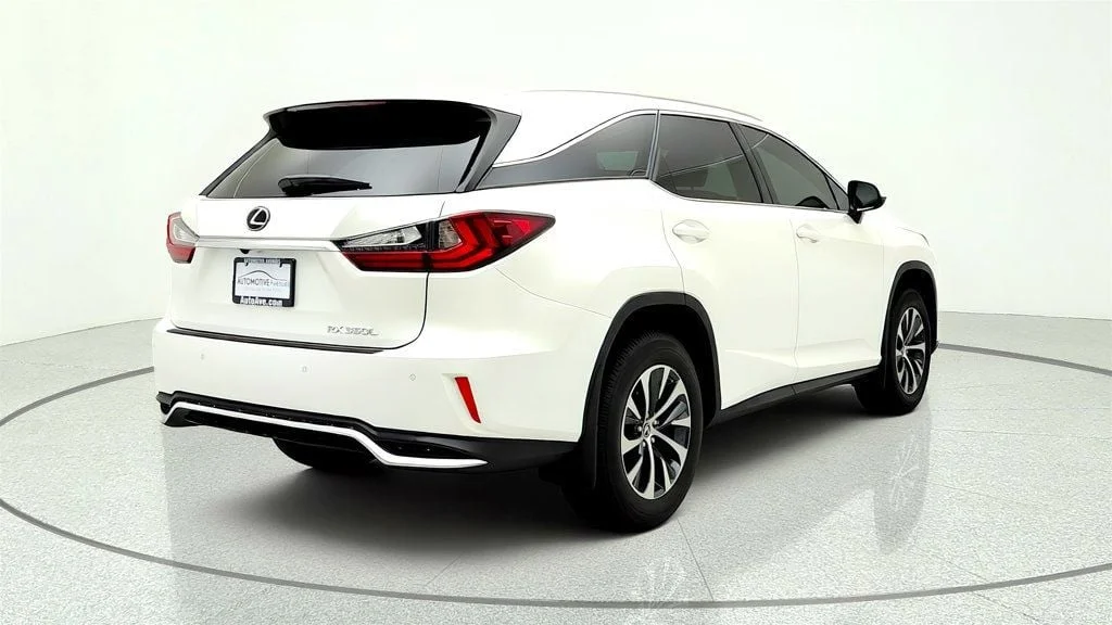 Used 2022 Eminent White Pearl Lexus RX 350L AWD w/ Premium Package & Heated/Ventilated Seats image 5