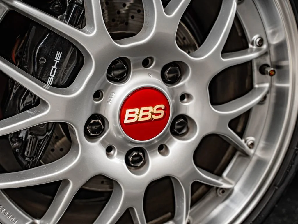 Used 1995 Guards Red Porsche  image 14