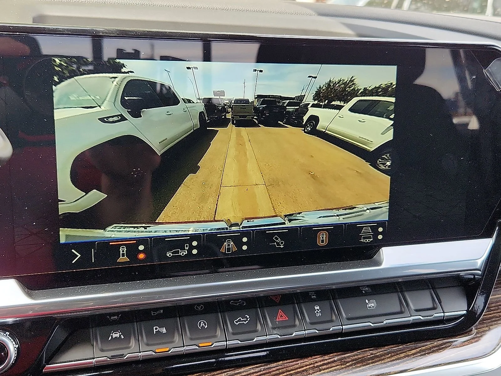 2026 GMC Sierra 1500 SLE - Photo 11