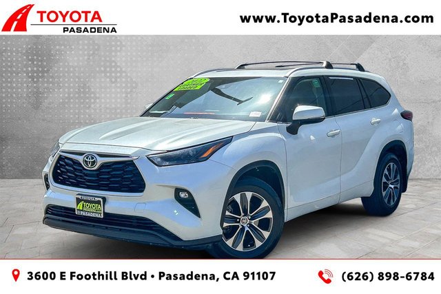 2022 TOYOTA TRUCK HIGHLANDER XLE