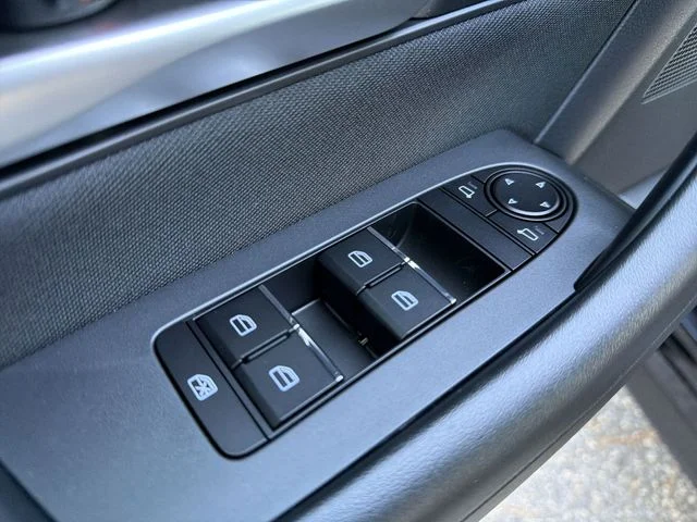 Used 2026 Black Mazda 3.3 Turbo Select image 13