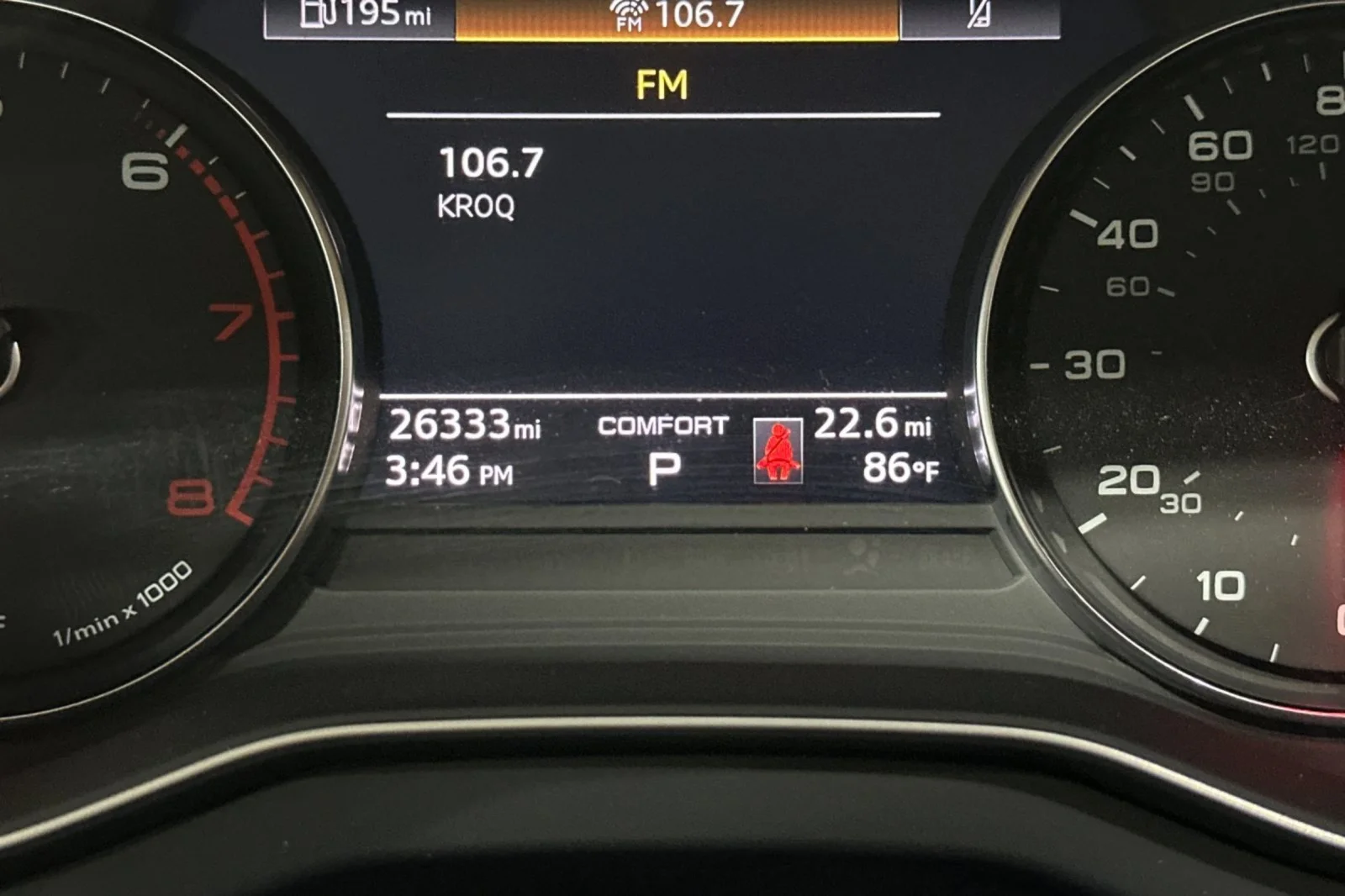 Used 2023 Ibis White Audi Premium 40 TFSI quattro image 22