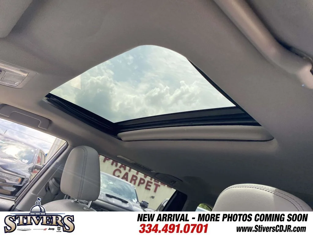 Used 2014 Gray Toyota Limited image 23