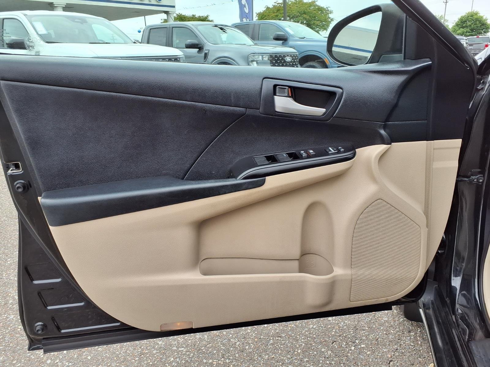 Used 2012 Attitude Black Metallic Toyota LE image 28