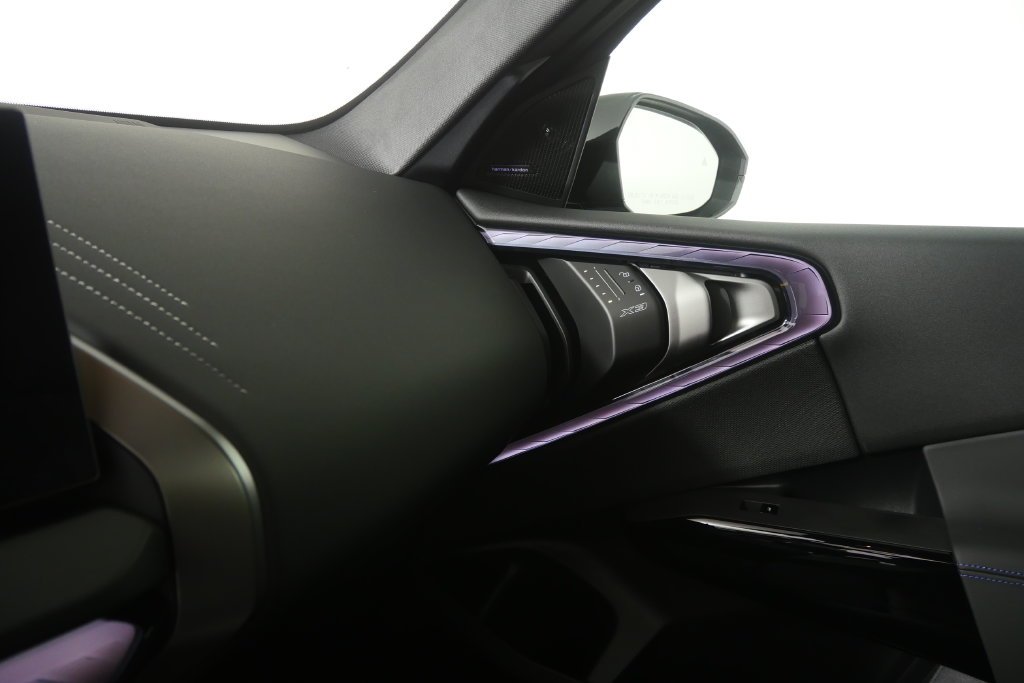New 2026 Black Sapphire Metallic BMW 30 xDrive image 23