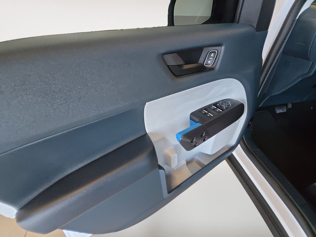 Used 2025 White Ford XLT image 10