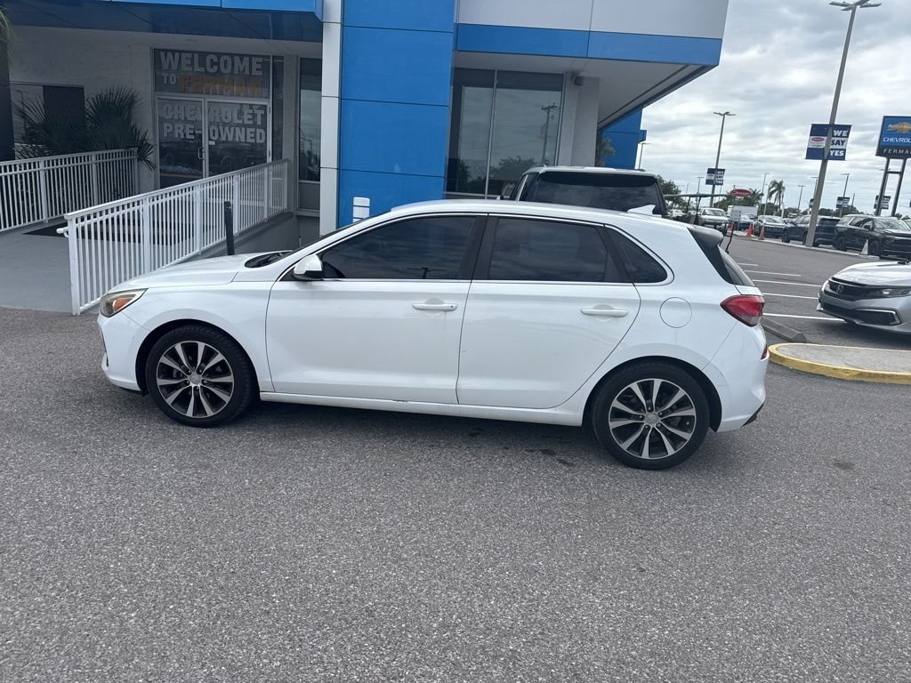 2018 Hyundai Elantra GT GT Auto's photo