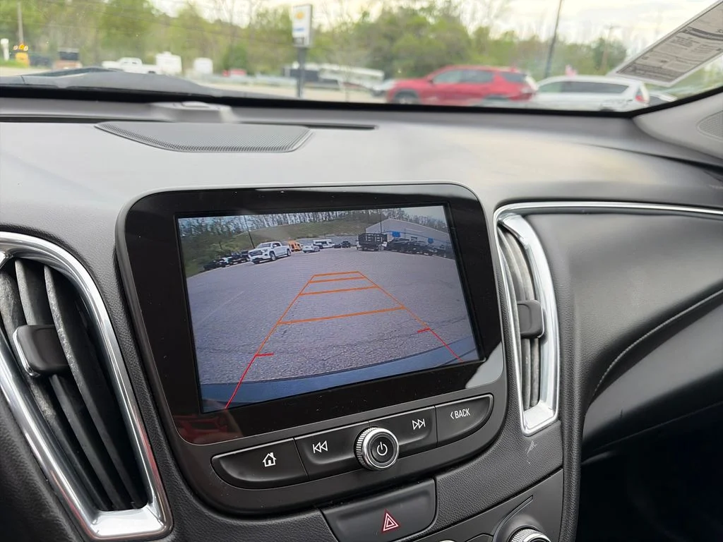 Used 2017 Gray Chevrolet LT image 41