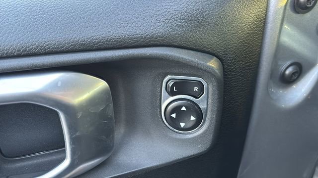 2020 Jeep Gladiator Sport S - Photo 14