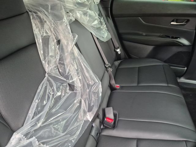 New 2027 Everest White Pearl TriCoat Nissan Dark Armor image 26