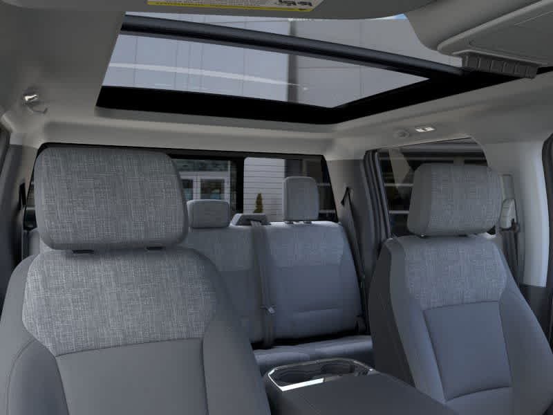 New 2026 Avalanche Ford F-350® XLT image 22