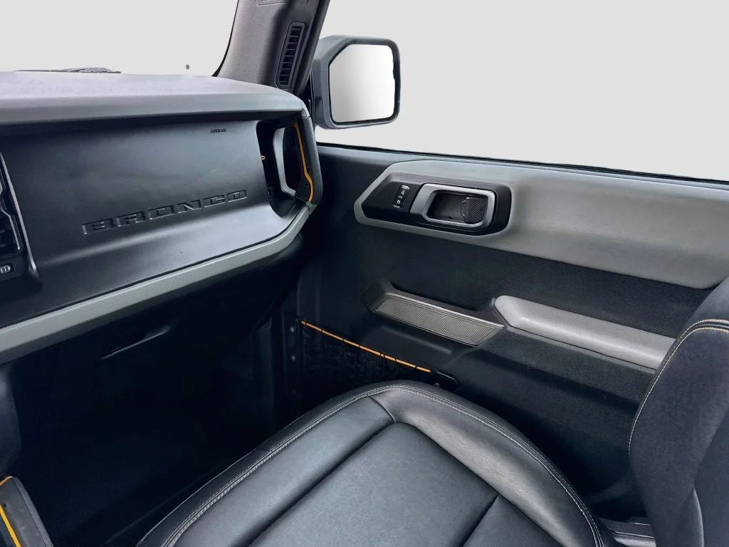 Used 2022 Gray Ford Badlands image 25