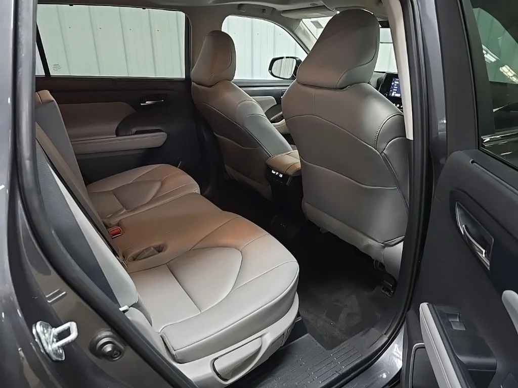 Used 2023 Magnetic Gray Metallic Toyota XLE image 18