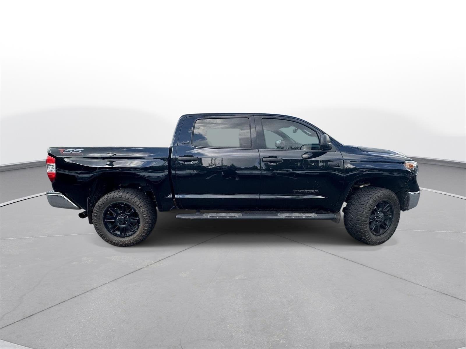 Used 2021 Midnight Black Metallic Toyota SR5 image 5