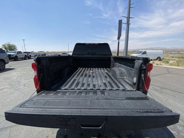 Used 2022 MOSAIC BLACK METALLIC Chevrolet LTZ image 11
