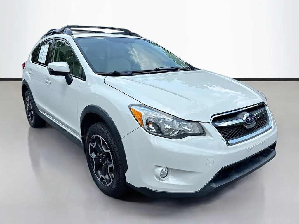 Used 2015 Crystal White Pearl Subaru 2.0i Limited image 1