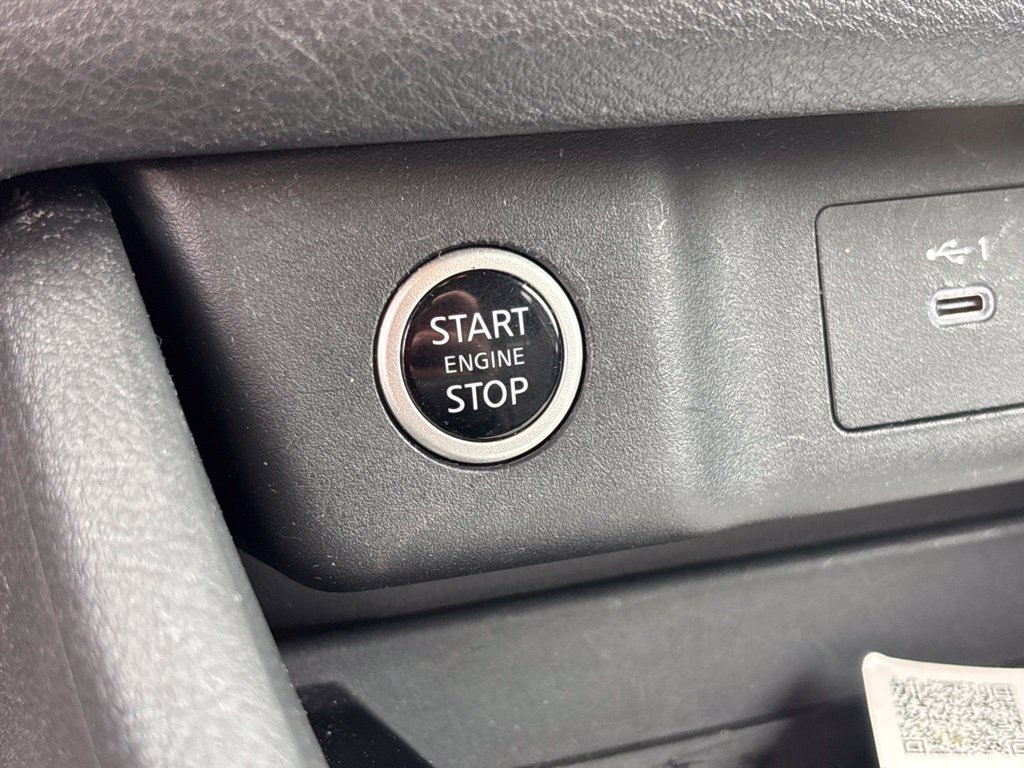 Used 2022 Black Nissan SV image 27