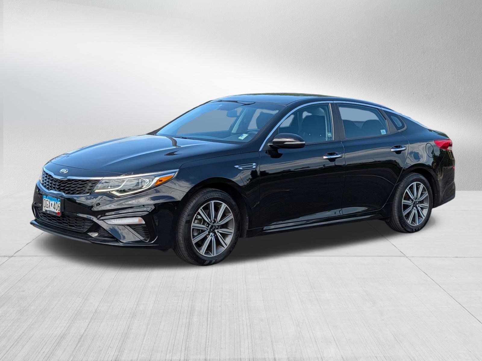 Certified Used 2019 Ebony Black Kia LX image 3