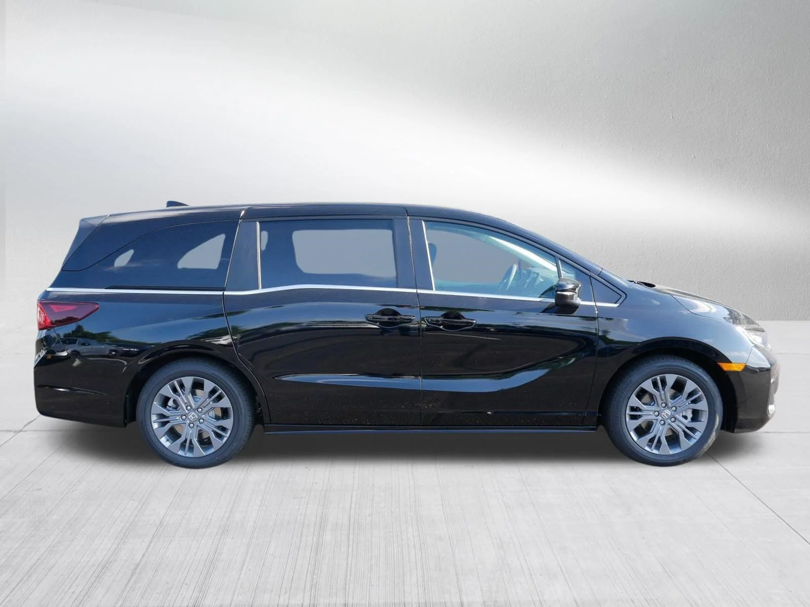 New 2026 Crystal Black Pearl Honda Touring image 8