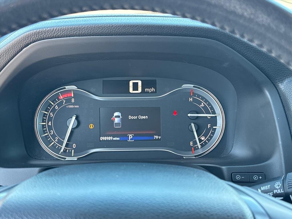 Certified Used 2019 Lunar Silver Metallic Honda RTL image 23