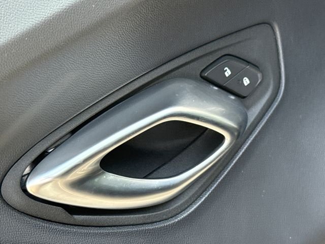 Used 2023 Gray Chevrolet 1LS image 18