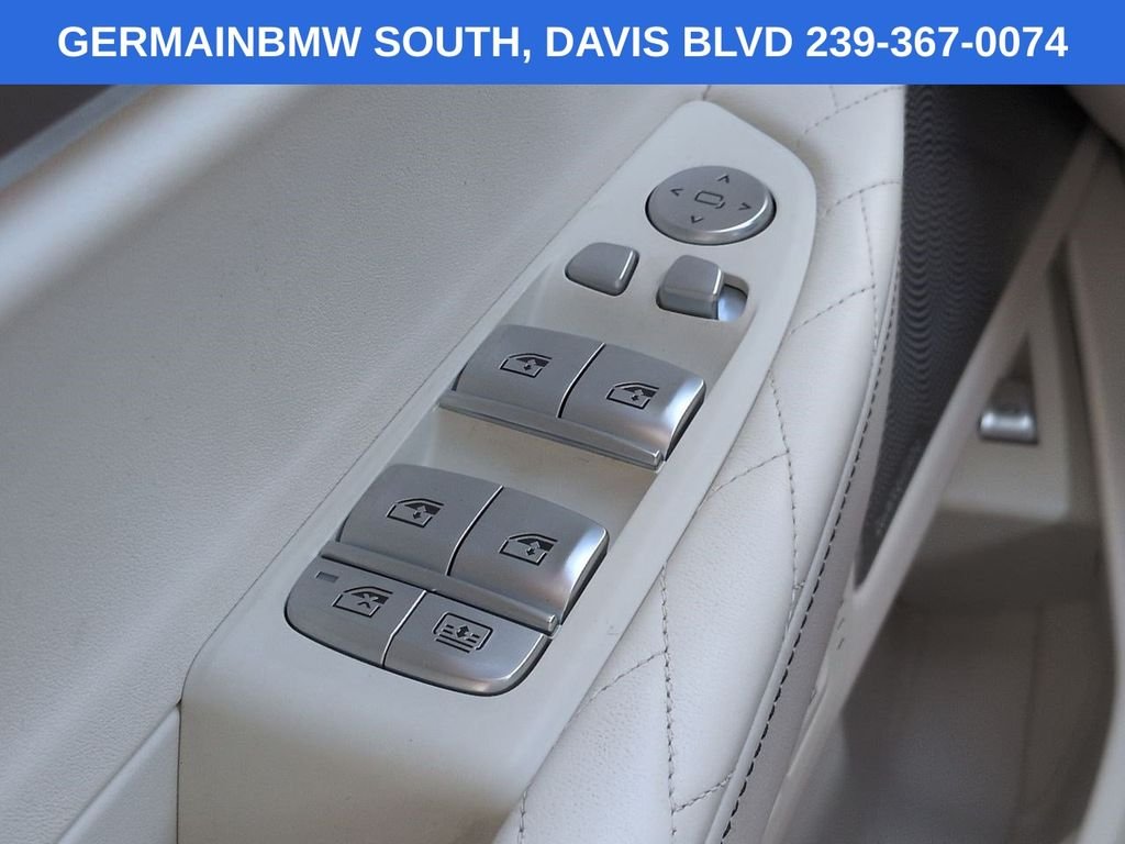 Certified Used 2022 Black Sapphire Metallic BMW ALPINA B7 xDrive image 26