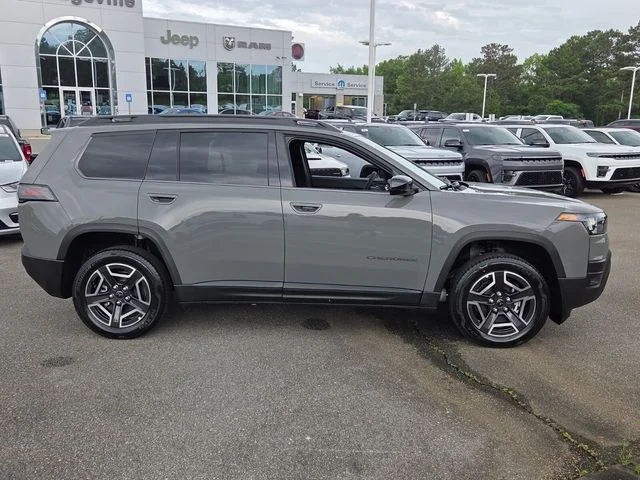 New 2026 Sting-Gray Clear-Coat Exterior Paint Jeep Laredo image 14