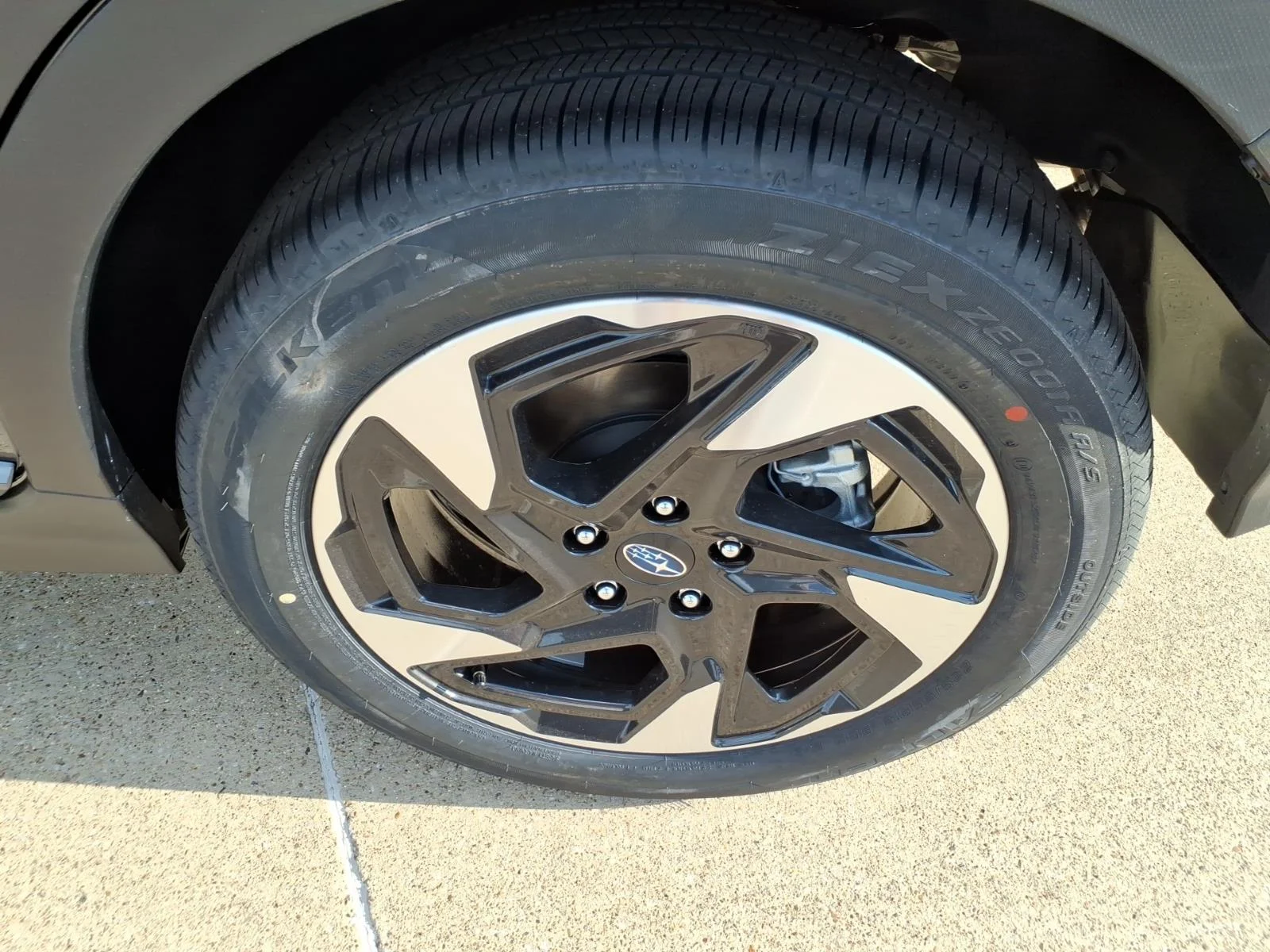 New 2026 MAGNETITE GRAY PEARL Subaru Limited image 19