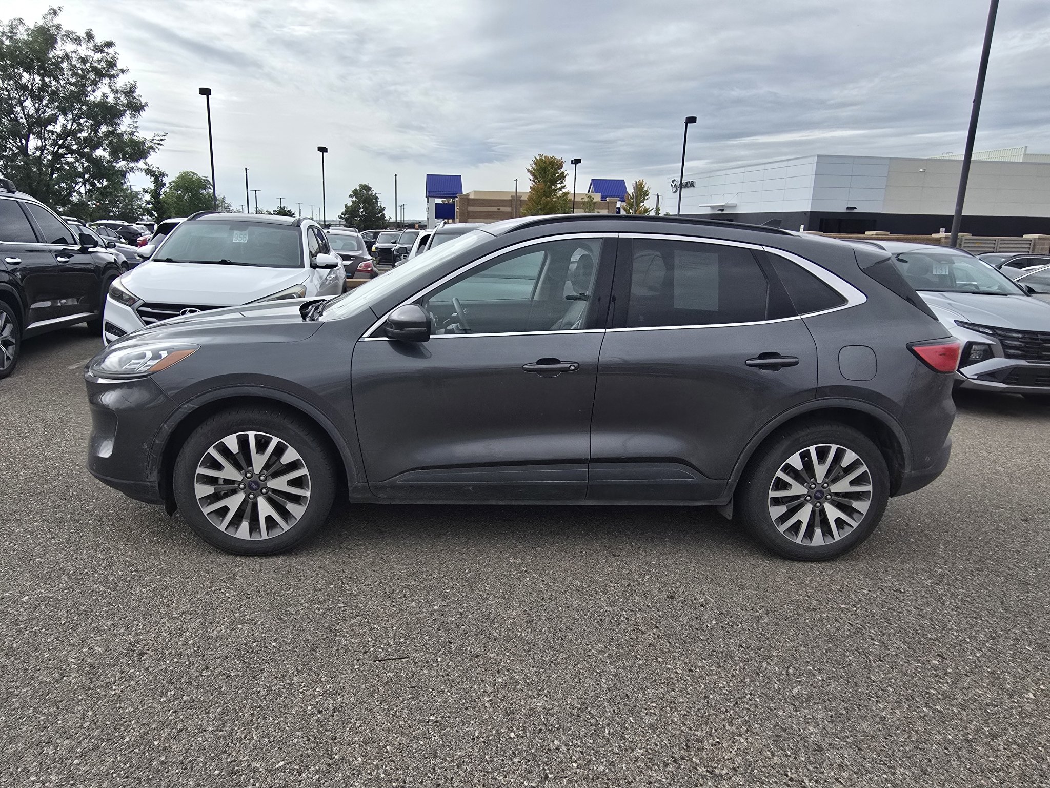Used 2020 Magnetic Metallic Ford Titanium image 13