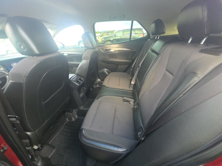 Used 2022  Buick Preferred image 12