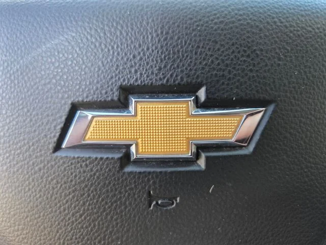 Used 2023 Silver Chevrolet LT image 28